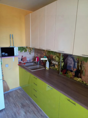 2-к. квартира, 64 м², 3/3 эт.